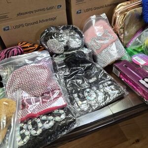 🛍🤑MYSTERY GIFT BOX🤩